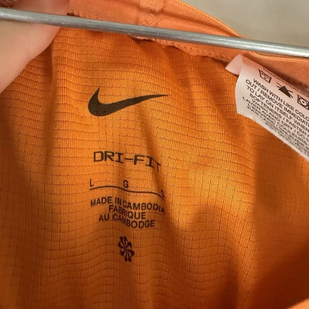 Nike Running Shorts Men's Large Neon Orange Elastic Waist Pull On Drawstring